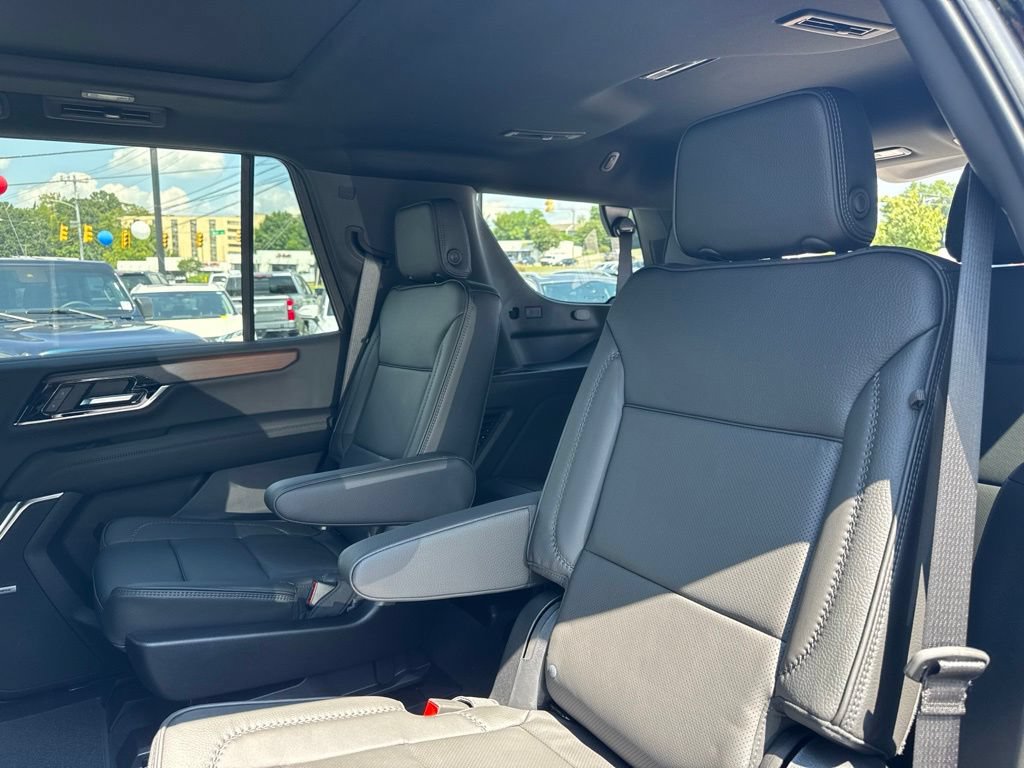 New 2026 GMC Yukon Denali w/ Advanced Technology Package AWD/4WD image 32
