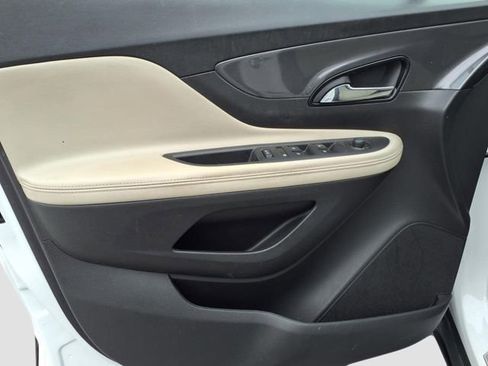 Used 2019 Buick Encore Essence w/ Experience Buick Package image 16