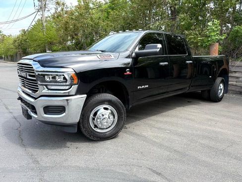 Used 2022 RAM 3500 Tradesman image 2