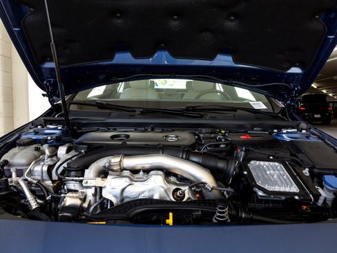 Used 2025 Mercedes-Benz CLA 250 CLA 250 image 32