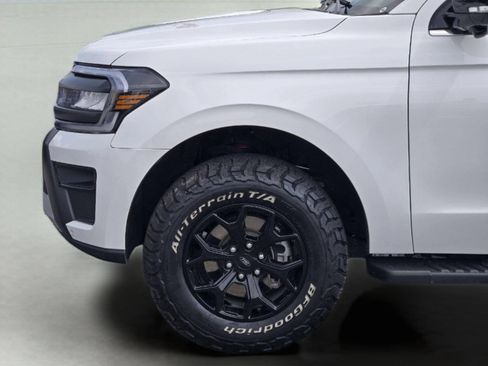 Used 2023 Ford Expedition Timberline AWD/4WD image 9