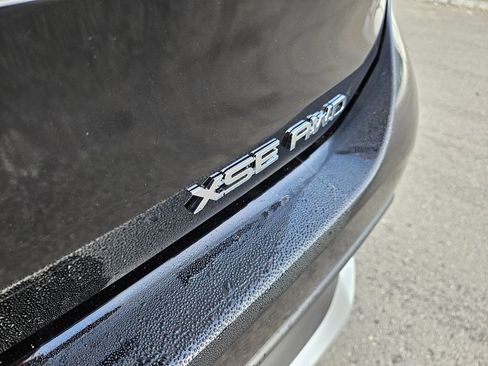 New 2025 Toyota Highlander XSE image 10