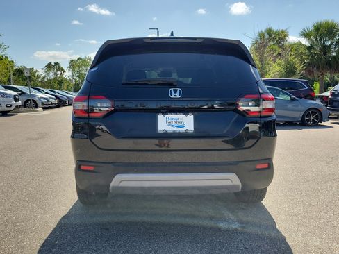 Used 2023 Honda Pilot EX-L image 5