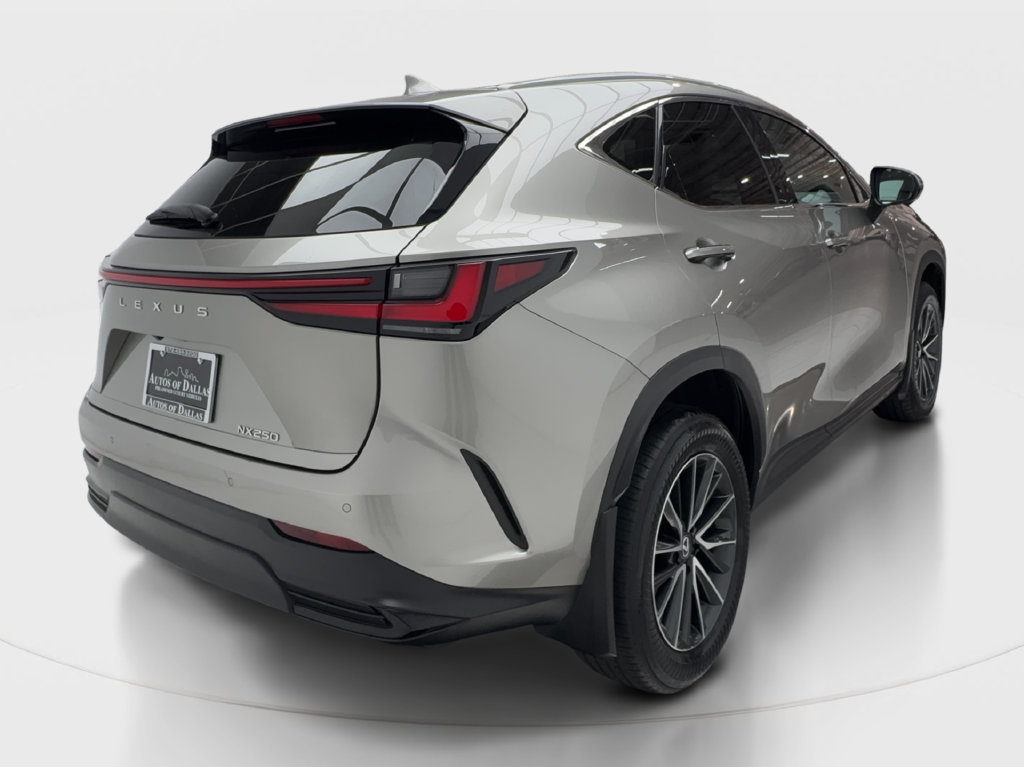Used 2025 Lexus NX 250 FWD w/ Towing Package (2000 Lbs) image 8