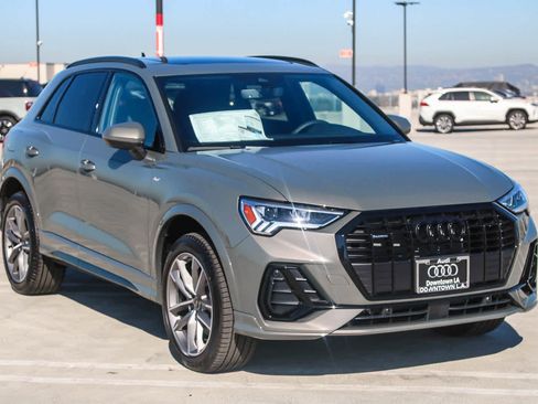 New 2025 Audi Q3 2.0T Premium image 3