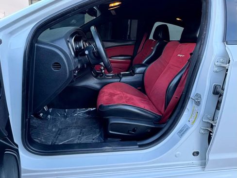 Used 2016 Dodge Charger SRT Hellcat w/ Harman/Kardon Audio Group image 8