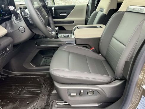Used 2026 GMC Hummer EV SUV AWD/4WD image 18