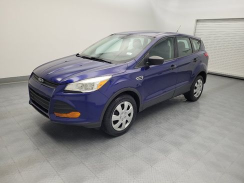 Used 2016 Ford Escape S FWD image 2