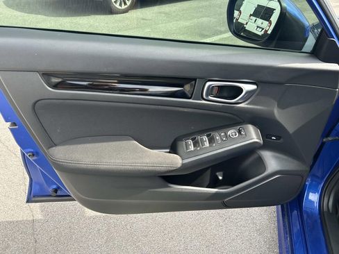 Used 2022 Honda Civic EX image 21