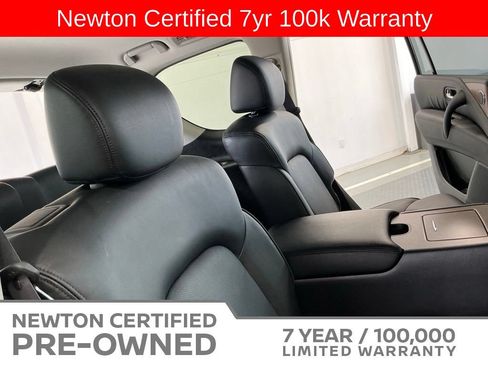 Used 2024 Nissan Armada SL w/ Captain's Chairs Package RWD image 22