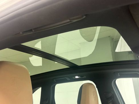 Used 2014 Porsche Cayenne Platinum Edition AWD/4WD image 45