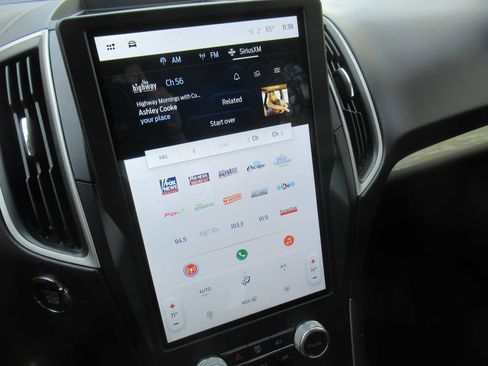 Used 2022 Ford Edge SE image 30