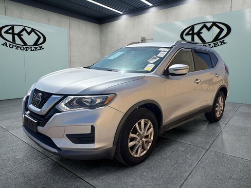 Used 2019 Nissan Rogue SV FWD image 8