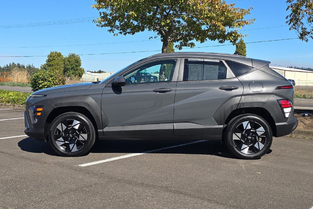 Used 2025 Hyundai Kona SEL AWD/4WD image 6