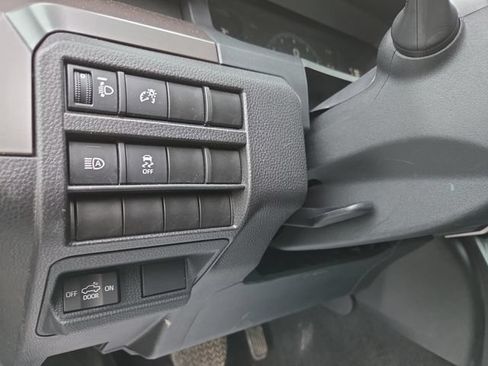 Used 2024 Toyota Tacoma SR5 AWD/4WD image 27