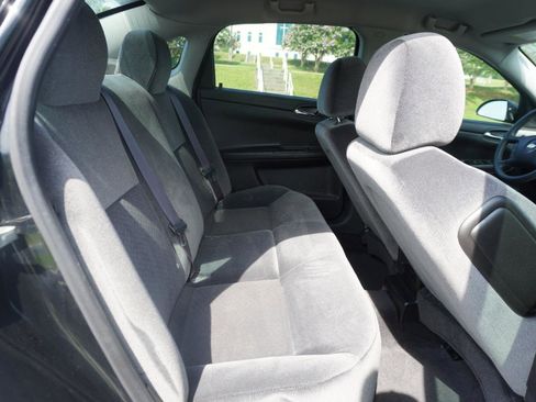 Used 2015 Chevrolet Impala Police FWD image 19