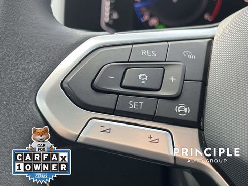 Used 2023 Volkswagen Atlas Cross Sport SE w/ Panoramic Sunroof Package FWD image 20