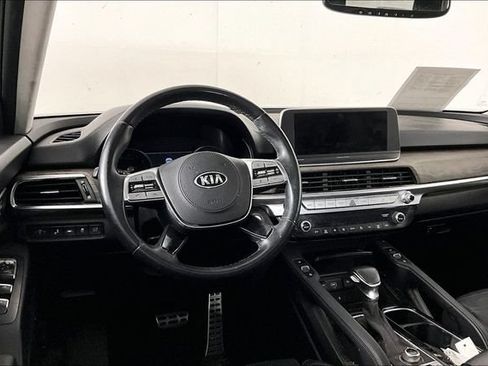Used 2020 Kia Telluride SX w/ SX Prestige Package AWD/4WD image 2