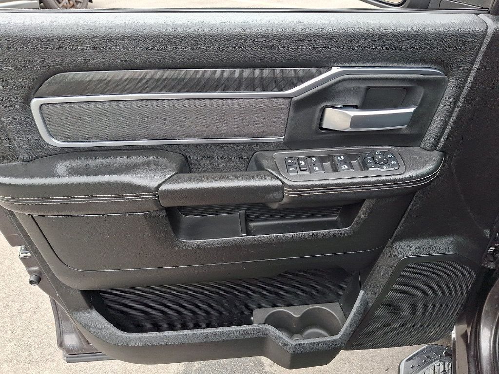 Certified 2025 RAM 2500 Big Horn AWD/4WD image 12