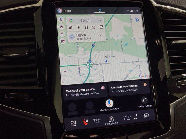 Certified 2025 Volvo XC90 T8 Plus AWD/4WD image 13
