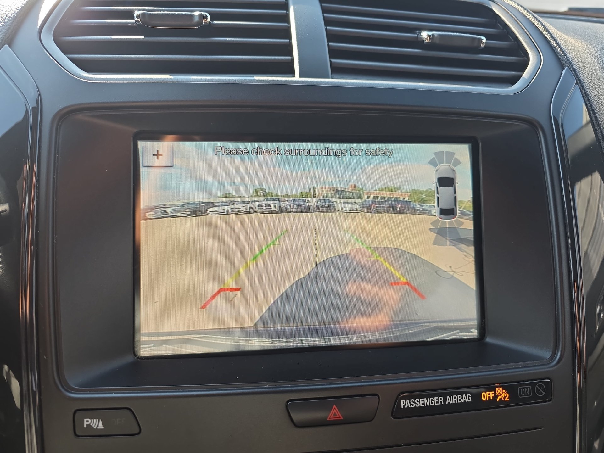 Used 2019 Ford Explorer XLT w/ Equipment Group 202A FWD image 23