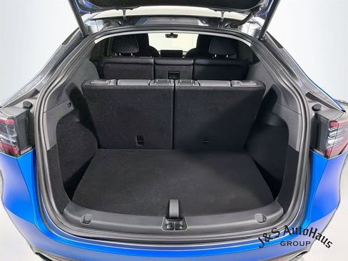 Used 2025 Tesla Model Y Long Range AWD/4WD image 32