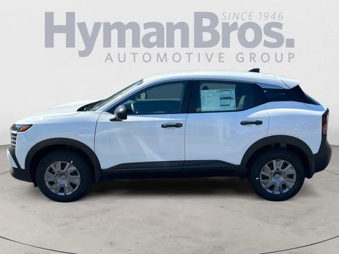 New 2026 Nissan Kicks S FWD image 7