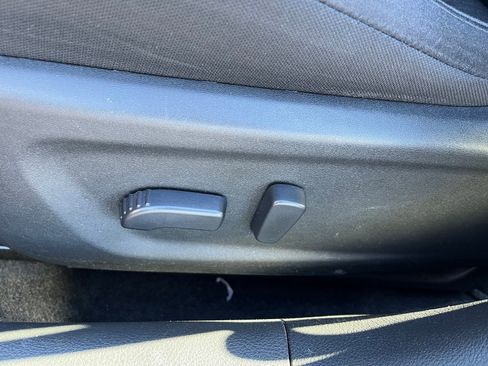 Used 2024 Nissan Altima 2.5 SV image 19