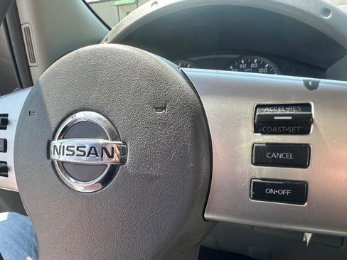 Used 2019 Nissan Frontier S image 37