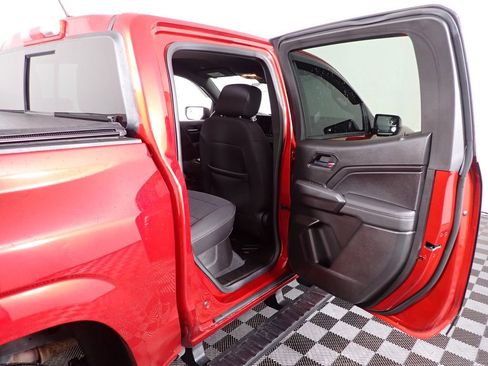 Used 2023 Chevrolet Colorado LT w/ LT Convenience Package AWD/4WD image 31