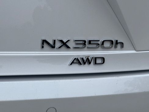 Certified 2025 Lexus NX 350h AWD w/ Accessory Package (2T) image 29