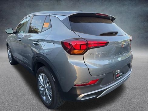 Used 2024 Buick Encore GX Preferred image 2