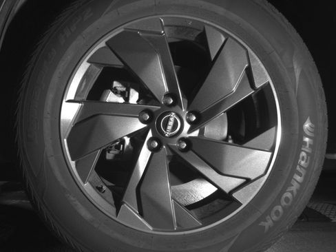 Used 2025 Nissan Rogue SV image 12