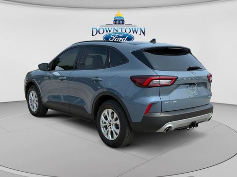 Used 2025 Ford Escape Active w/ Tech Pack #1 AWD/4WD image 5