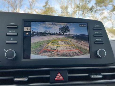 New 2025 Hyundai Elantra Sport image 19