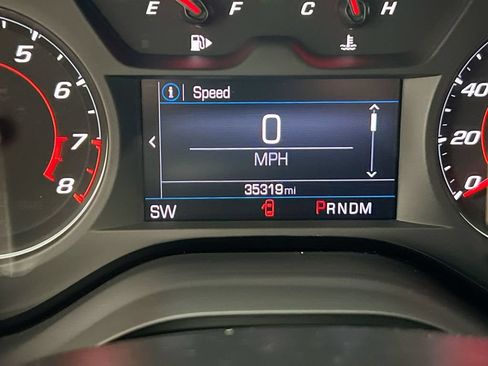 Used 2023 Chevrolet Camaro LT RWD image 13