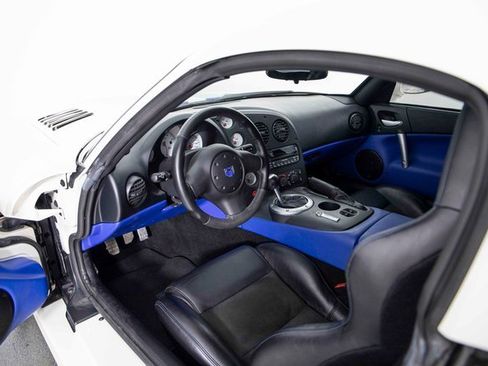 Used 2006 Dodge Viper SRT-10 w/ VOI9 Edition image 15