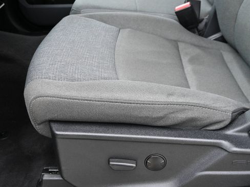 Used 2024 Ford F150 XLT image 31