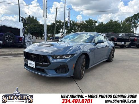 Used 2024 Ford Mustang GT Premium RWD image 5