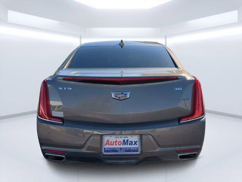 Used 2018 Cadillac XTS Luxury image 4