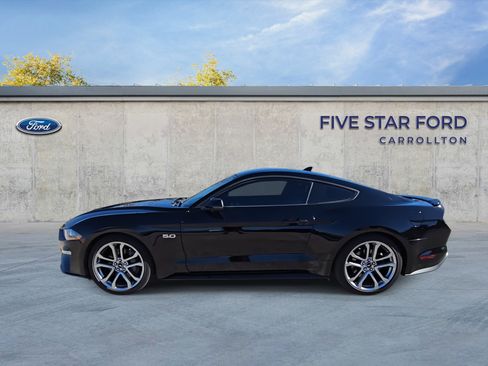 Used 2022 Ford Mustang GT Premium w/ Equipment Group 401A image 5