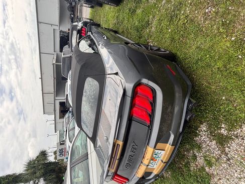 Used 2022 Ford Mustang GT Premium w/ GT Performance Package RWD image 8