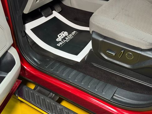 Used 2017 Ford F150 XLT w/ Equipment Group 302A Luxury image 32