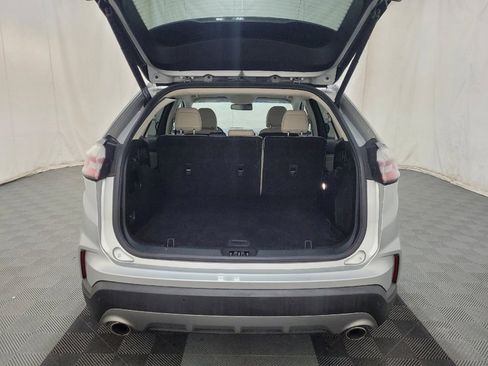 Used 2019 Ford Edge Titanium FWD image 29