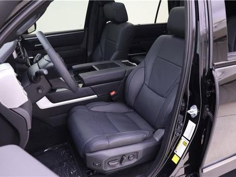 New 2025 Toyota Sequoia Platinum image 4