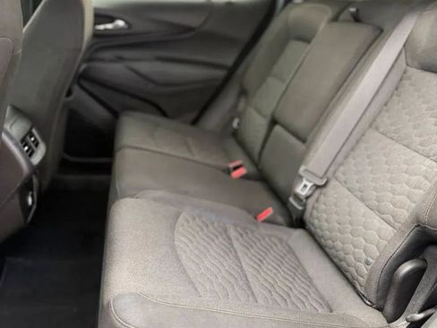 Used 2018 Chevrolet Equinox LT AWD/4WD image 18