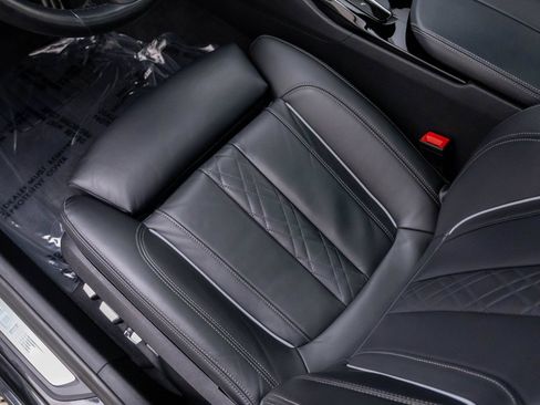 Used 2023 BMW M550i xDrive w/ Shadowloine Package AWD/4WD image 16