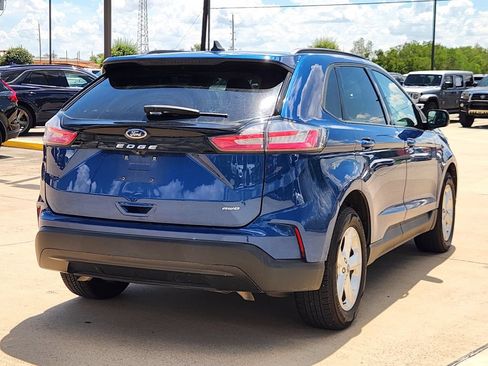 Used 2022 Ford Edge SE AWD/4WD image 8