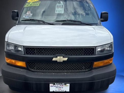 Certified 2019 Chevrolet Express 2500 w/ Driver Convenience Package RWD image 1
