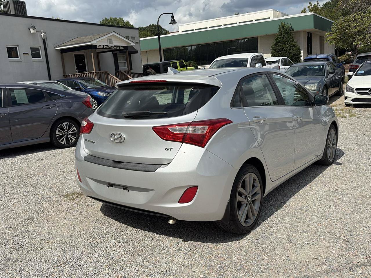 Used 2016 Hyundai Elantra GT FWD image 11